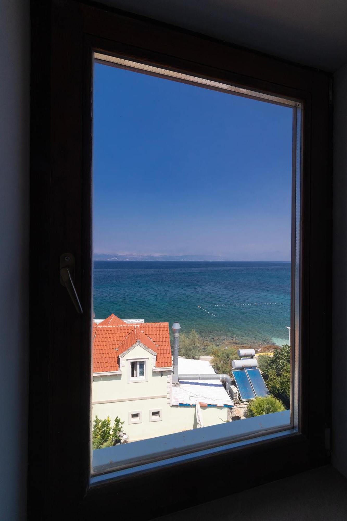 Taverna & Rooms Sutivan Kültér fotó
